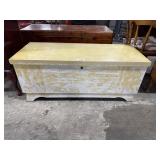 Vtg Blonde Oak Blanket Chest.
