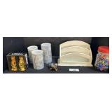 Cat S&P Shakers, Glass Nuggets, Battery Candles.