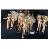 Large Lot Of Barbies.