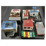 Plasticville Train Village Building & Accessories.