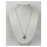 14KT Gold Diamond Cluster Heart Pendant Necklace.