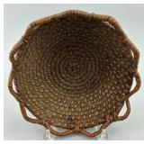 Hand Woven Scalloped Rim Rye Straw Basket.