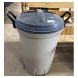 Roughneck Waste Can.