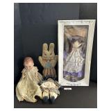 Vtg Cloth & Vinyl Plastic Dolls.