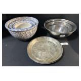 Metal Mixing Bowls & Pie Pans, Spongeware Bowls