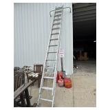 28ft Aluminum Extension Ladder.