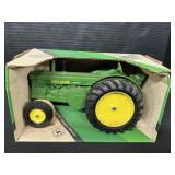 NOS Ertl Die Cast John Deere Model R Tractor.