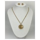 Sterling Silver Lattice Gem Pendant on 14KT Chain.