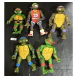 Vtg Teenage Mutant Ninja Turtles Action Figures