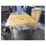 Vtg Blonde Maple Dining Table.