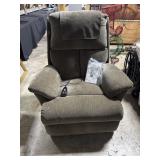 Ultra Comfort, Ultra Clean, Power Lift/Recliner.