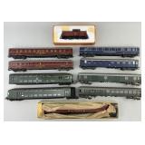 10 HO Scale Mitropa & German Railroad Cars.