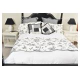 Queen Size White Feather Comforter and Quilted