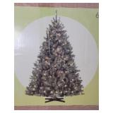 6.5 ft Frost Hill Christmas Tree (600 Lights)