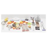 New Kitchen Lot: Citrus Juicer, Condiment Rack