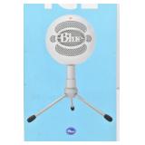Blue Plug and Play USB  Microphone Snowball