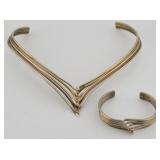 Metal Modernist V-Neck Choker Necklace & Cuff ...