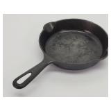 Griswold No. 3 #709J Cast Iron 2 Spout Frying Pan