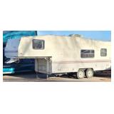 1993 Fleetwood Terry Resort 5th Wheel Trailer