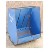 Priefert Hay & Grain Feeder