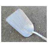 Aluminum Scoop Shovel