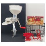 Victorio #200 Food Strainer / Sauce Maker...