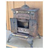 Charming Antique Superb Franklin Cast Iron Stove