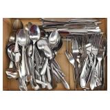 Stainless Flatware: Knives, Forks & Spoons