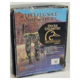 Mad Dog 3-Ply Lug Sole Hip Waders Size 9