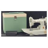1960's Singer Featherweight 221K Great Britain