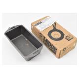 (2) Lodge Cast Iron Loaf Pans #4LP2