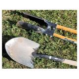 Heavy Duty Post Hole Digger  Fiberglass & Shovel