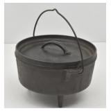 Cast Iron Dutch Oven w/Case7 3/4" W 3" Deep inside