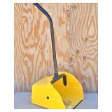 Jumbo Debris Yellow Dust Pan