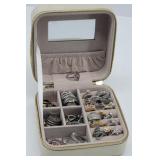 Rings & Bracelets in Mirrored Jewelry Case