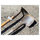 True Temper LONG Handled Shovel, Forest King...