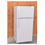Frigidaire White Refrigerator w/ Freezer on Top