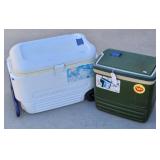IGLOO Chest Cool 24 Cans & Marine Roller Cooler