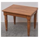 Turned Leg End Side Table