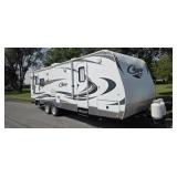 2013 Keystone Cougar 27' Travel Trailer