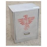 TOTEM Food Smoker & Hickory Wood Chips