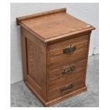 Chairside Wood Chest / 3 Drawer Nightstand