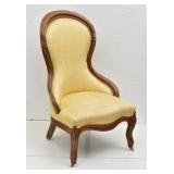 Victorian Style Spoonback Parlor Chair