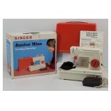Singer Junior Miss Sewing Machine Model 67B