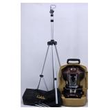 1979 Coleman 2 Mantle Lantern w/ Case & Tripod