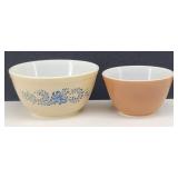 (2) Pyrex Mixing Bowls 