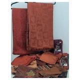 Fall Thanksgiving Tablecloths, Napkins, Runners