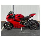 2016 Ducati Panigale 1299 S Superbike with Race Parts, Gear & Accessories