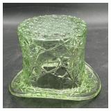 Green art glass top hat, button and daisies