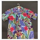 Hawaiian size extra large shirt